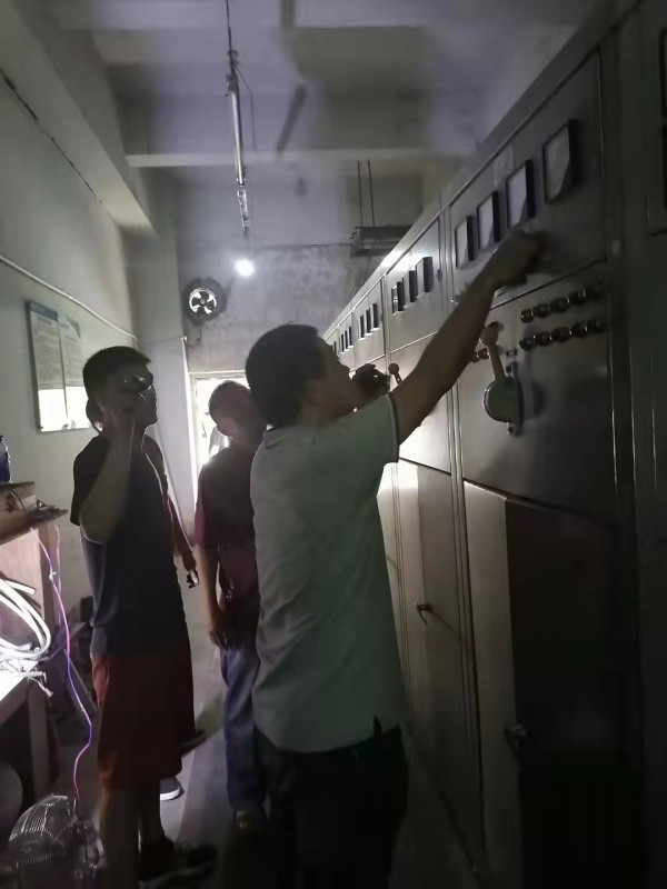 龍華配電柜設(shè)備維修